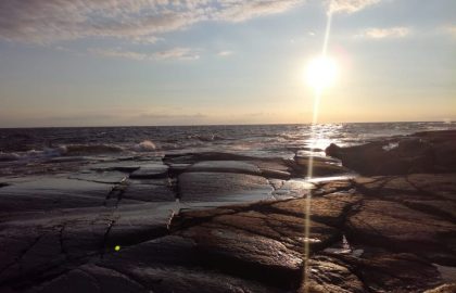Märket_vko 33_16082018_aallot ilta-auringossa