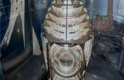 Suomenlahdenmajakoilla_kansi (3)